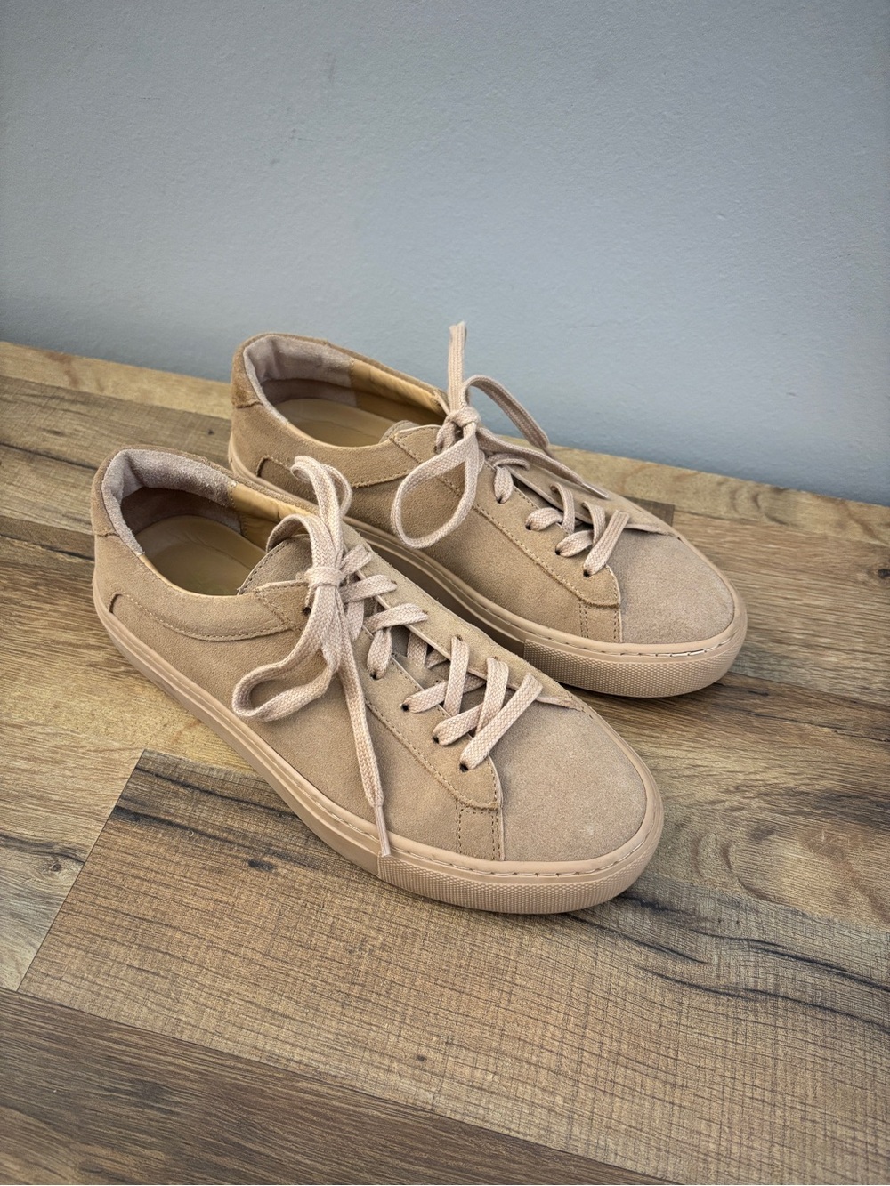 Koio Capri Tonal Suede Low Top Sneakers Women’s